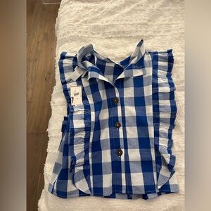 BRAND NEW WITH TAGS WHIT TW SHIRT